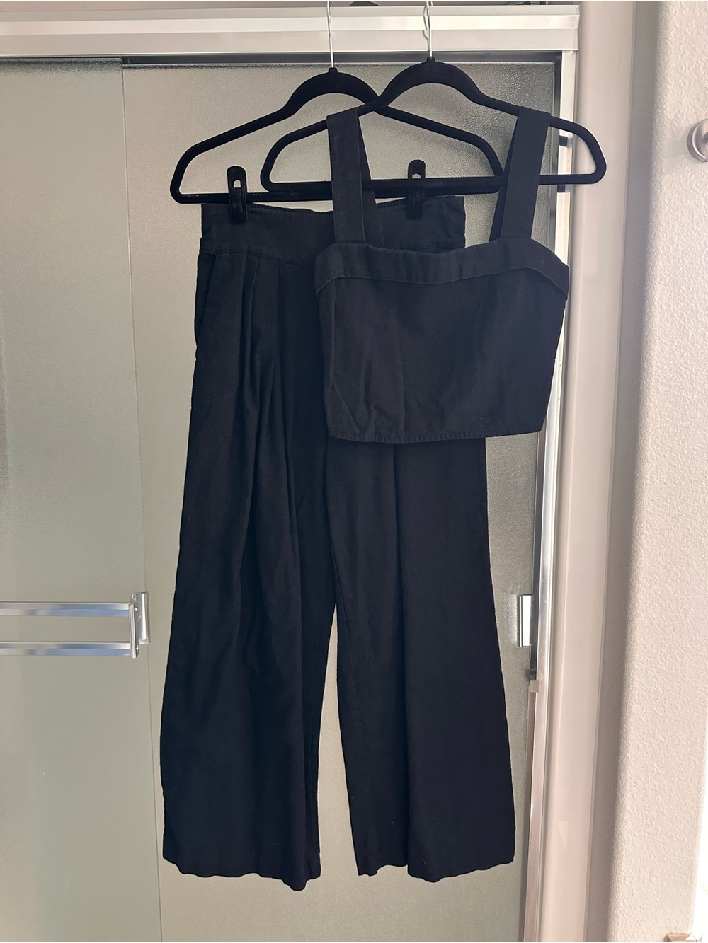 Women’s Abercrombie & Fitch Black Tank & Wide-Leg Linen-Blend Pants Set - Small